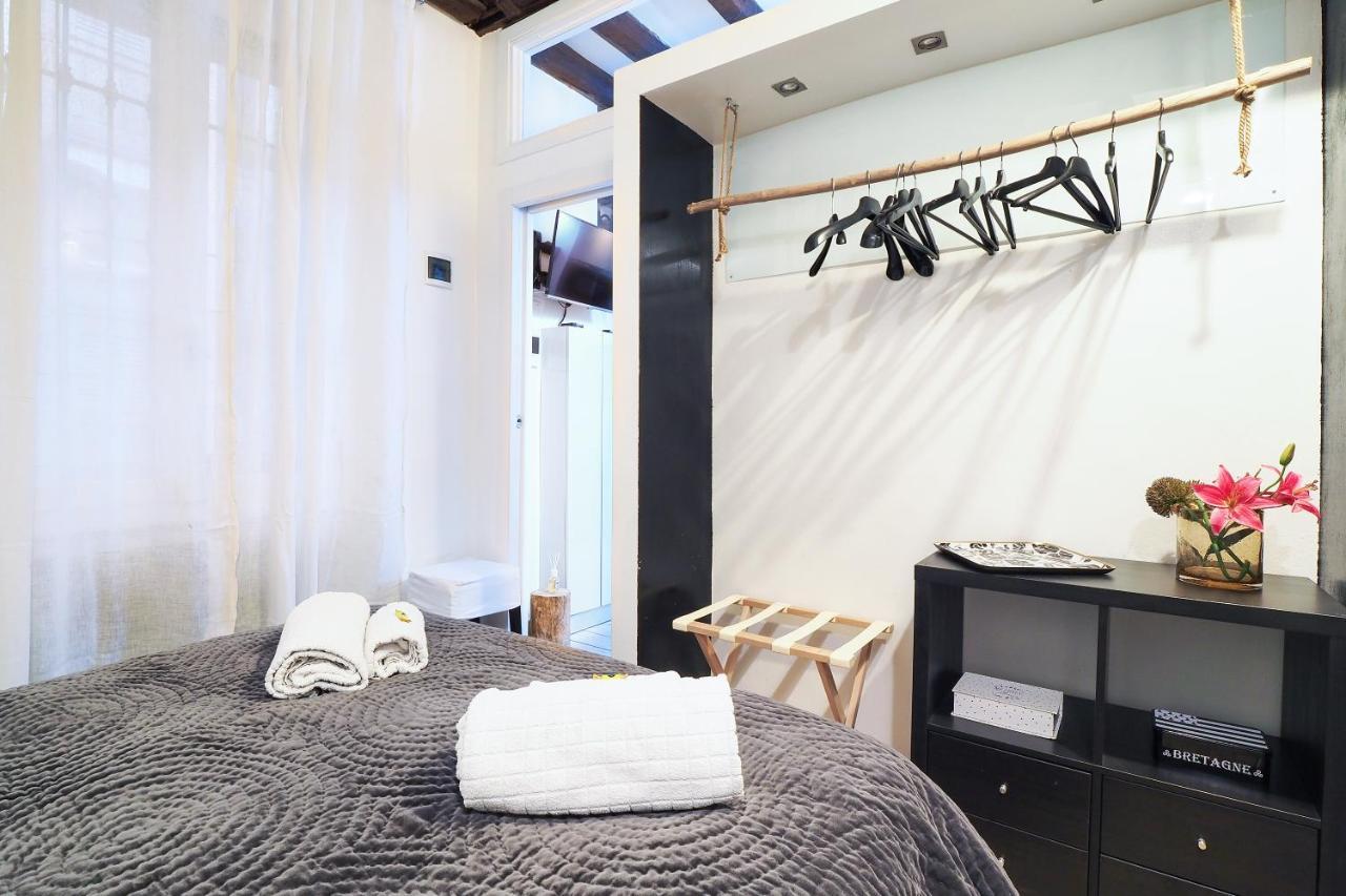 Appartement Centro Storico, Darsena E Duomo - Corso Genova - Italy Flat Vacation à Milan Extérieur photo